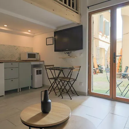 Climatise Mezzanine Avec Parking Apartment *
