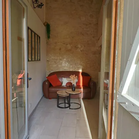 Apartment Climatise Mezzanine Avec Parking Montpellier