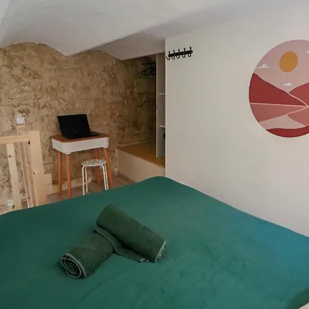 Mezzanine Avec Parking 1er